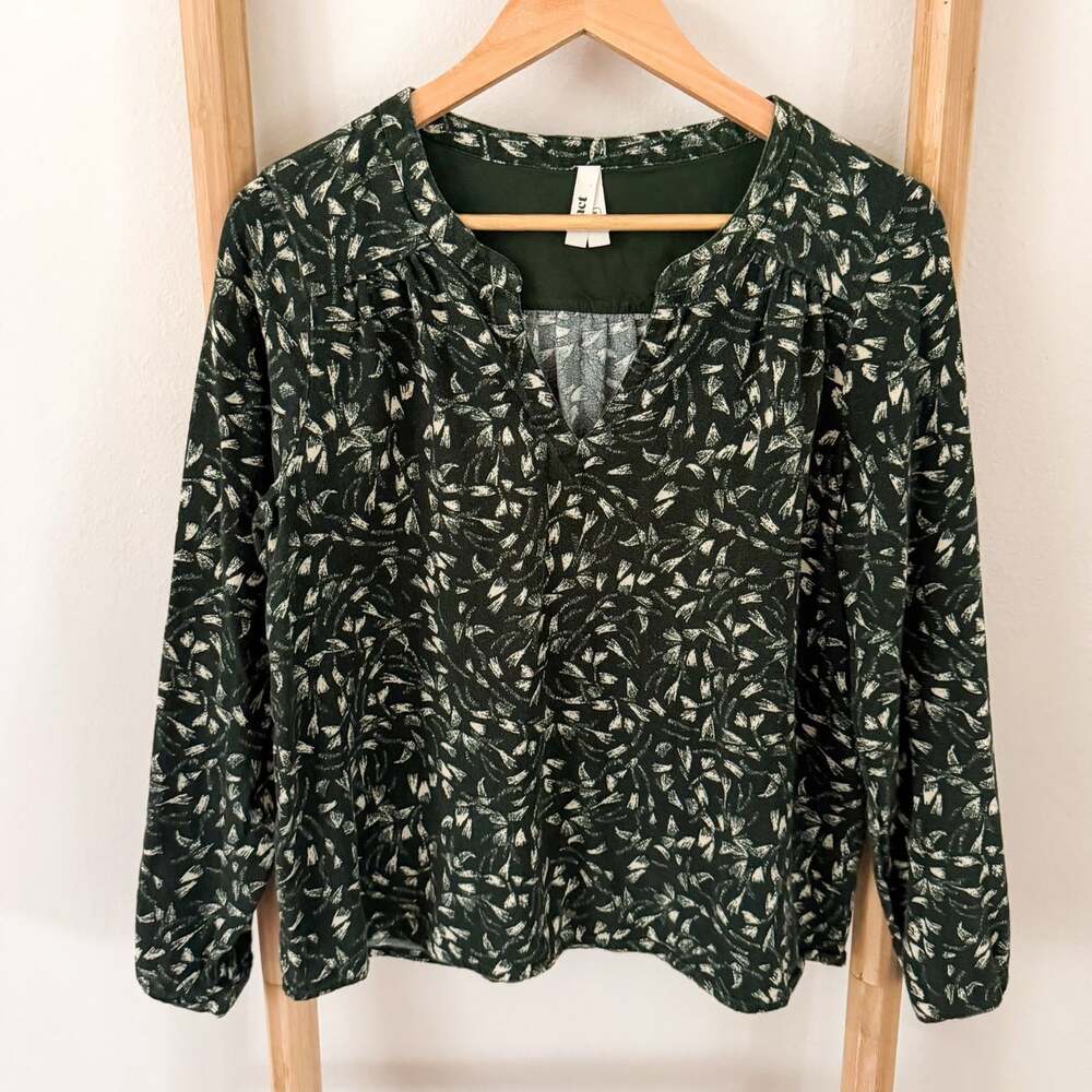 Pact Organic Cotton Green Floral Long Sleeve Blouse Top Women’s Medium